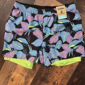 Chubbies Men’s Swim Shorts Tropical Leaf Print | Medium | 5.5” Inseam | NWT